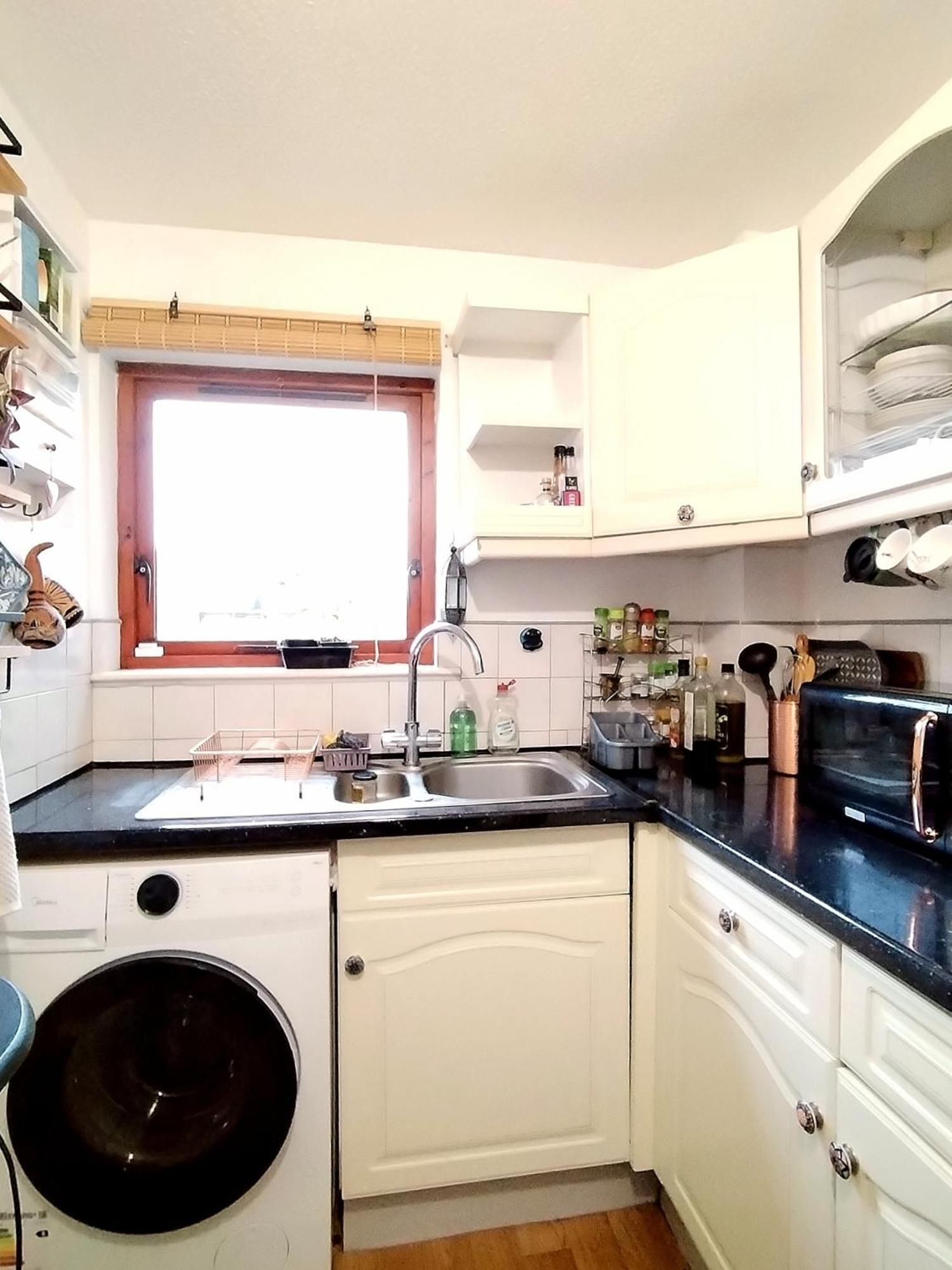 Home Away Home Near Heathrow Airport Cowley  Экстерьер фото